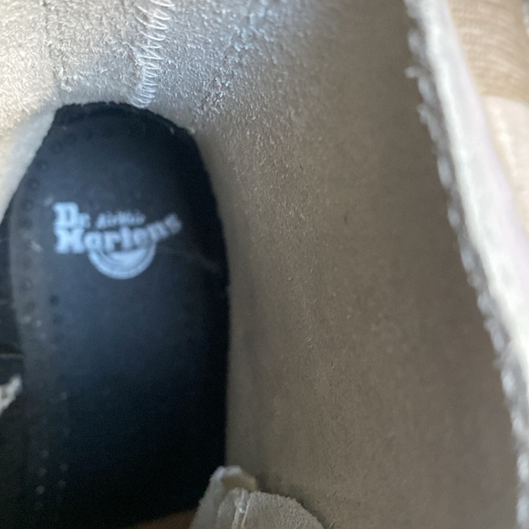 Dr. Martens Women’s White Leather Jadon Boots Size 6 US - Picture 9 of 10